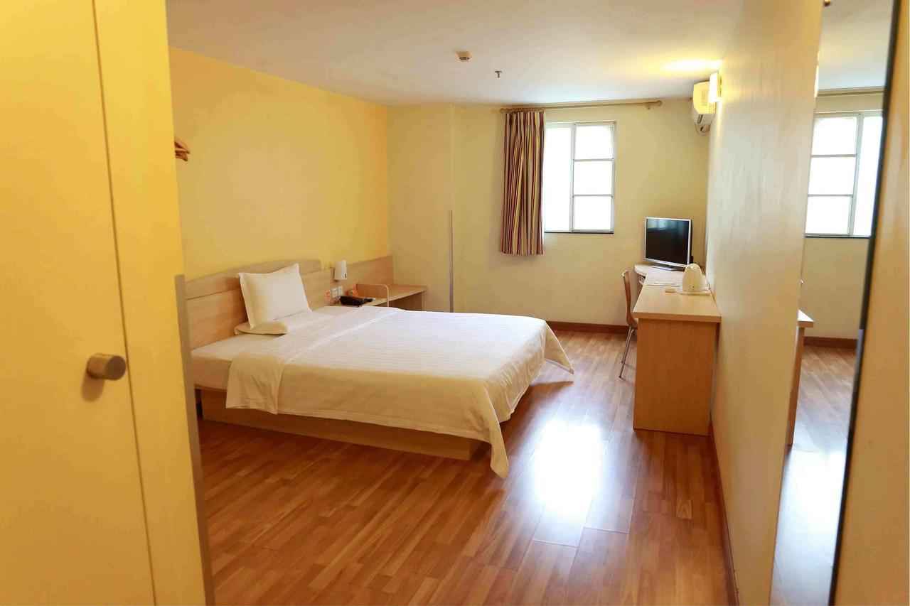 7Days Inn Zixing Dongjianghu Номер фото
